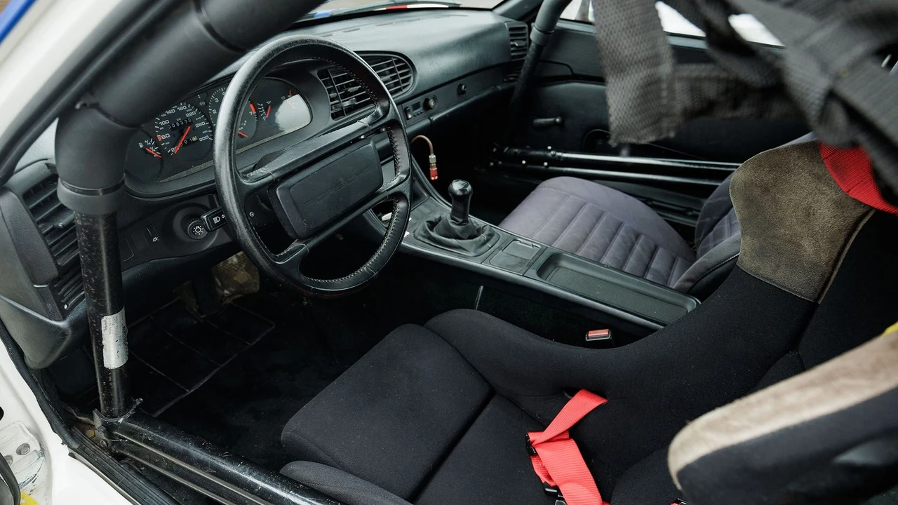 1988 Porsche 944 - Image 7 of 31