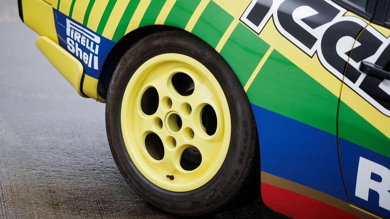 1988 Porsche 944 - Image 28 of 31
