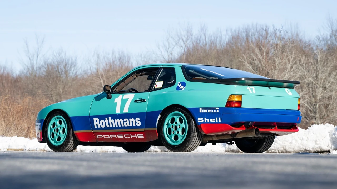 1988 Porsche 944 - Image 18 of 31