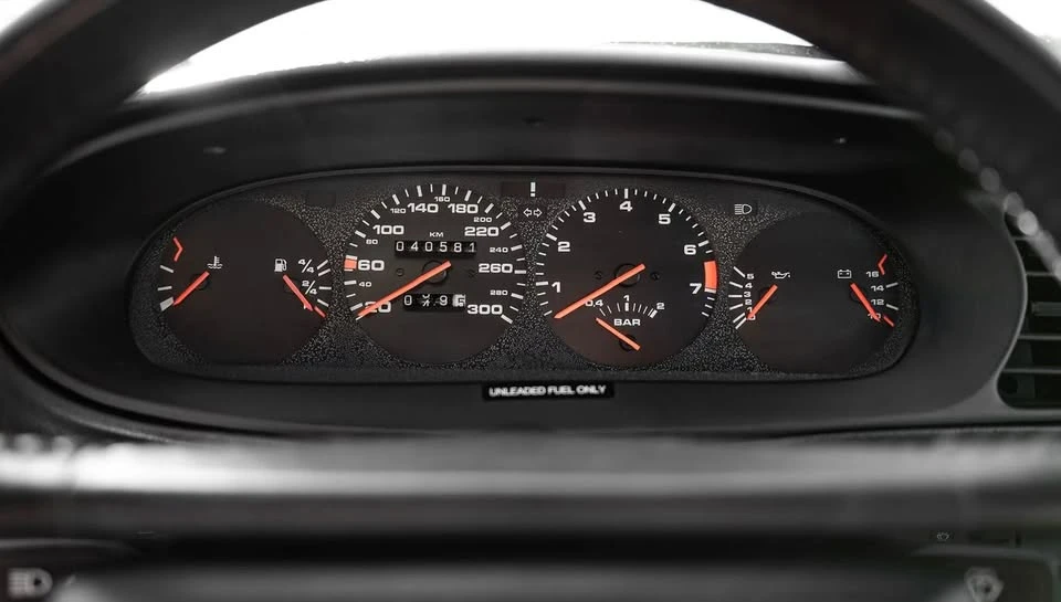 1988 Porsche 944 - Image 7 of 14