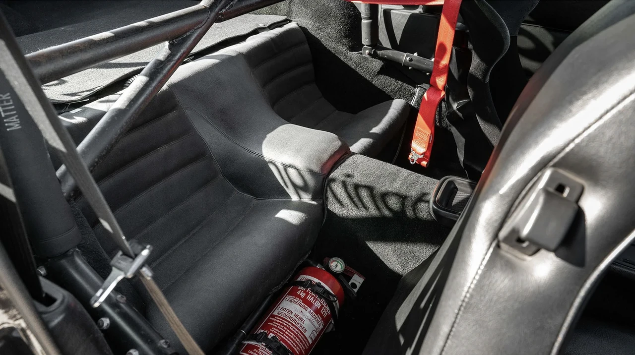 1988 Porsche 944 - Image 12 of 14