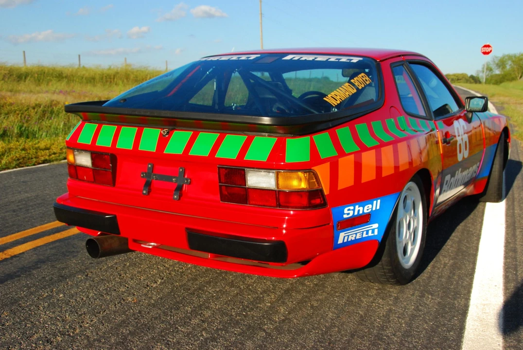 1988 Porsche 944 Turbo - Image 12 of 31