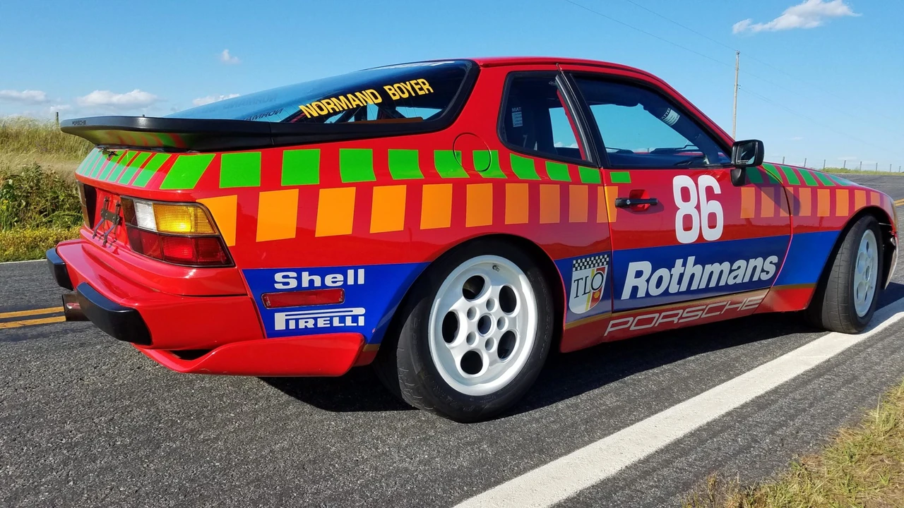 1988 Porsche 944 Turbo - Image 15 of 31