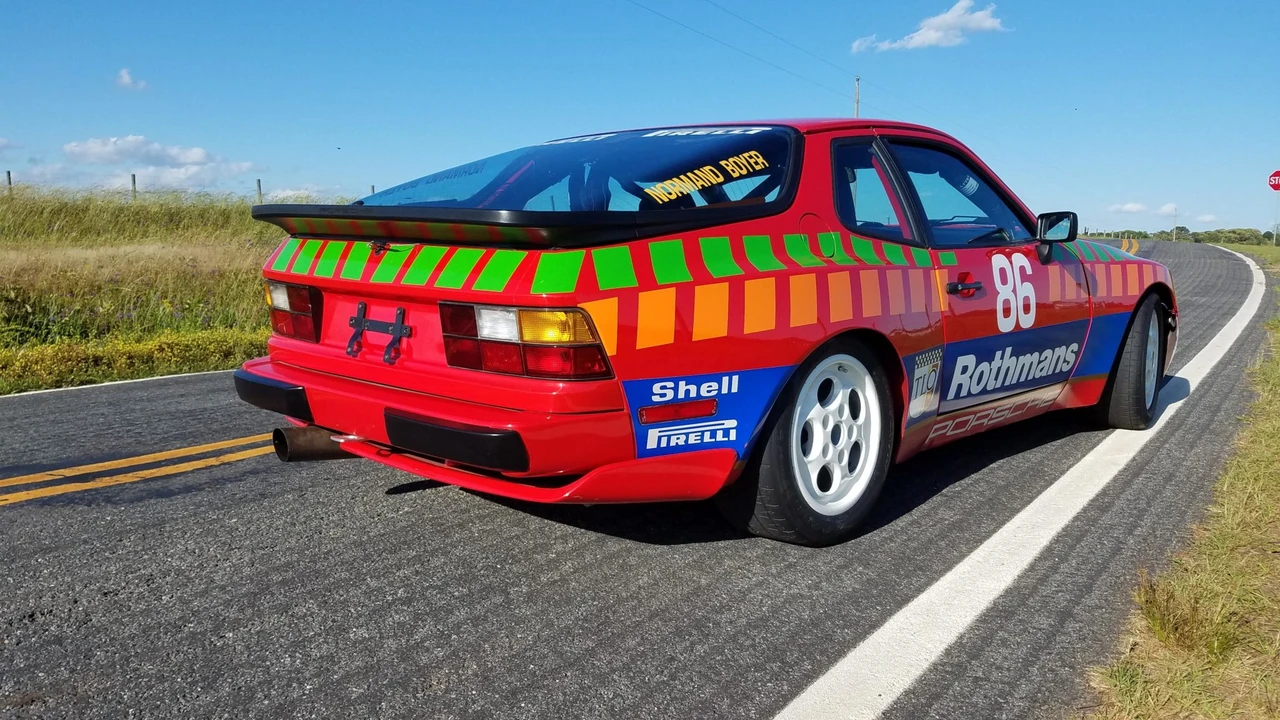 1988 Porsche 944 Turbo - Image 14 of 31