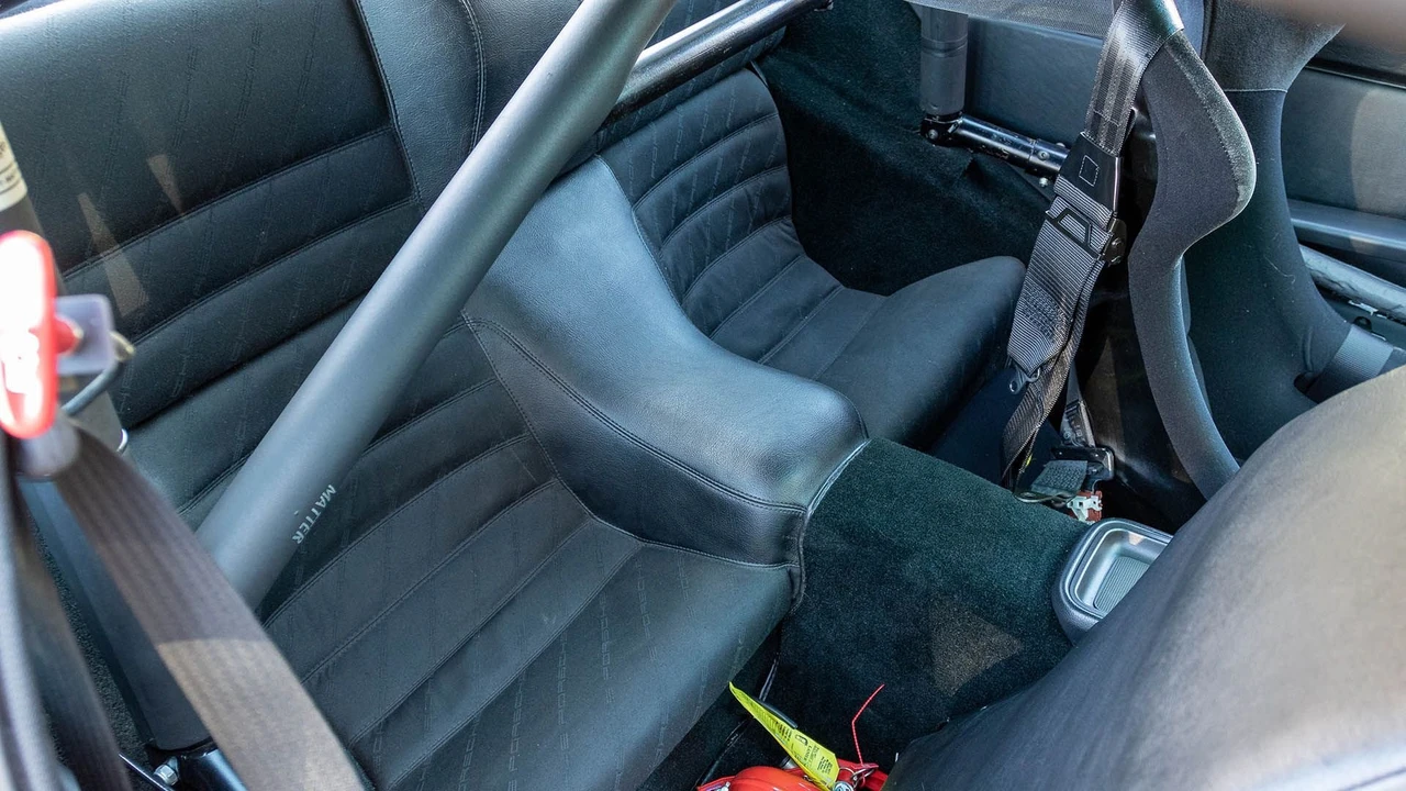 1988 Porsche 944 - Image 30 of 31