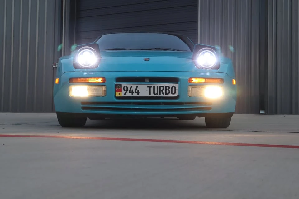 1988 Porsche 944 Turbo - Image 8 of 12