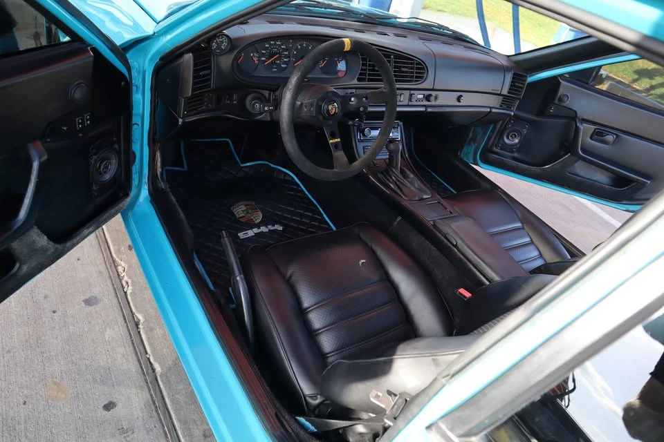 1988 Porsche 944 Turbo - Image 11 of 12