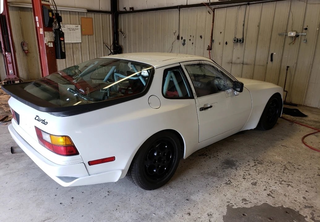 1988 Porsche 944 Turbo - Image 6 of 31