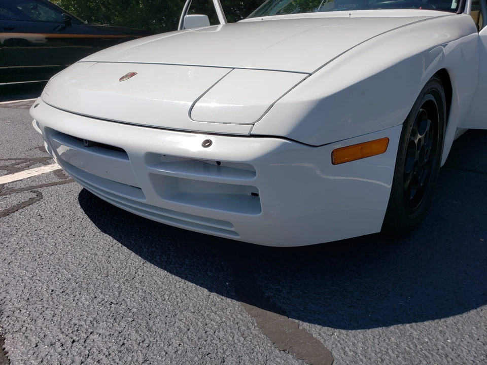 1988 Porsche 944 Turbo - Image 13 of 31