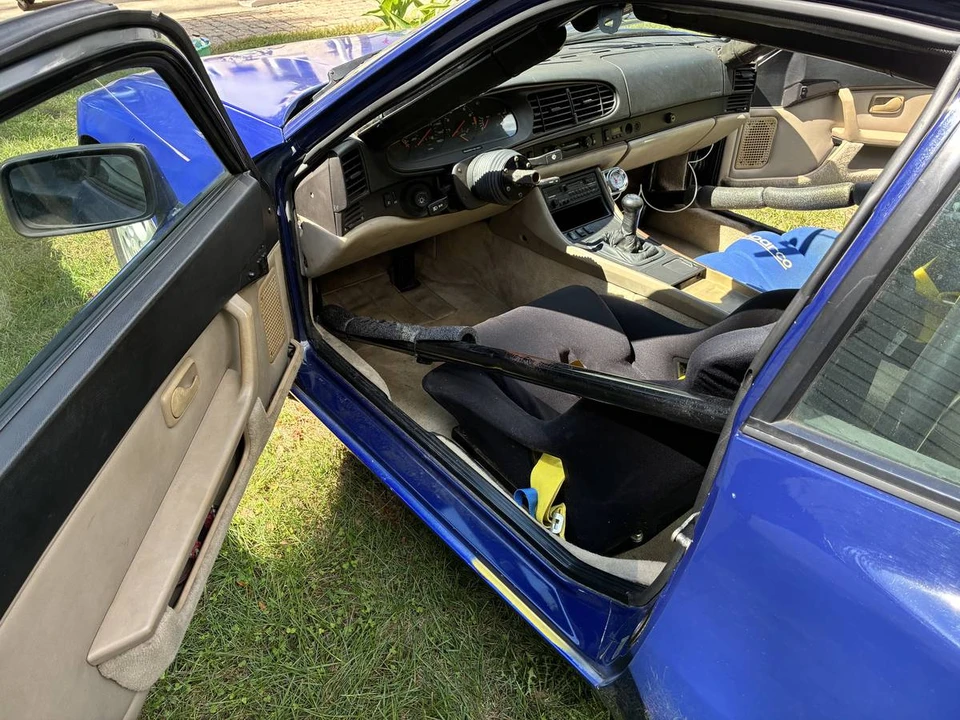 1988 Porsche 944 Turbo - Image 13 of 18
