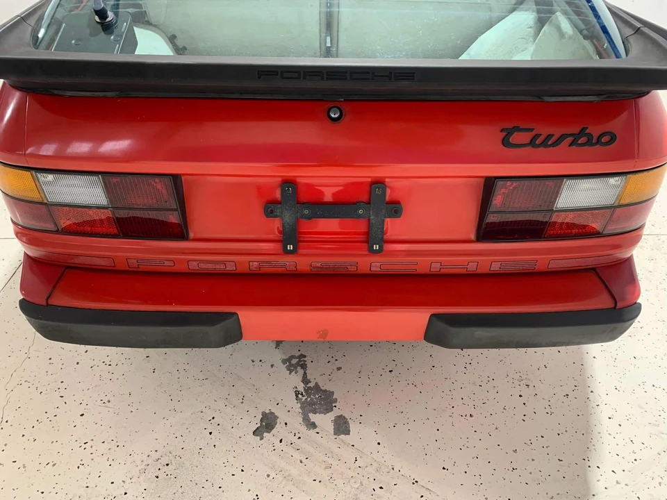 1988 Porsche 944 Turbo - Image 10 of 31