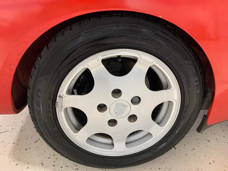 1988 Porsche 944 Turbo - Image 19 of 31