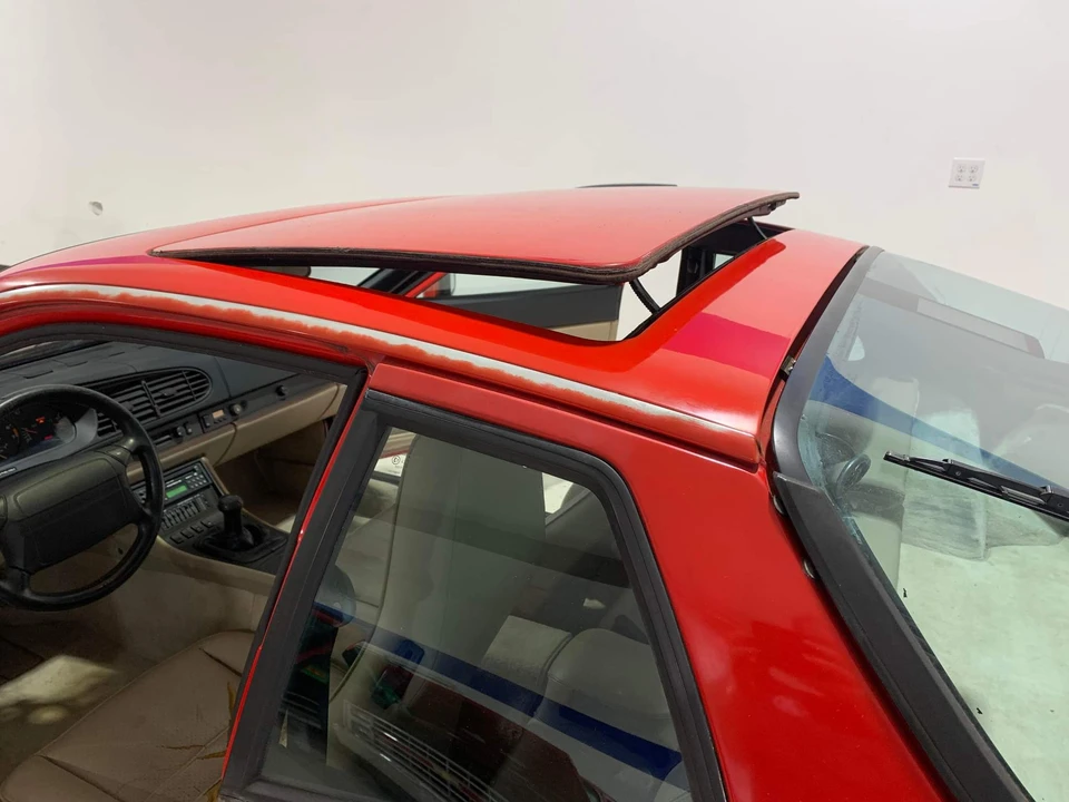 1988 Porsche 944 Turbo - Image 15 of 31