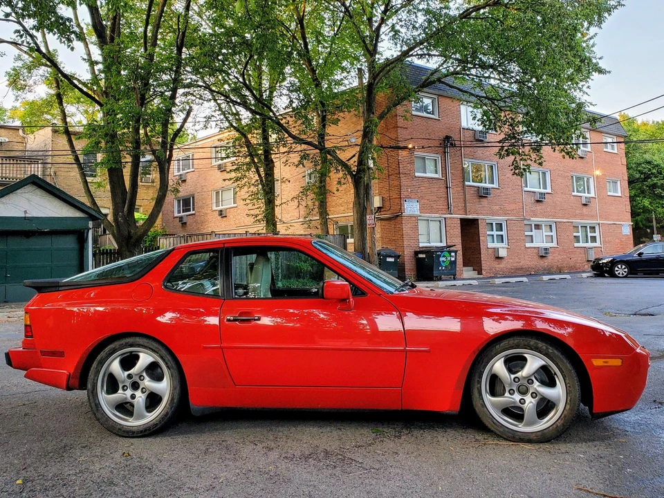 1988 Porsche 944 Turbo - Image 2 of 20