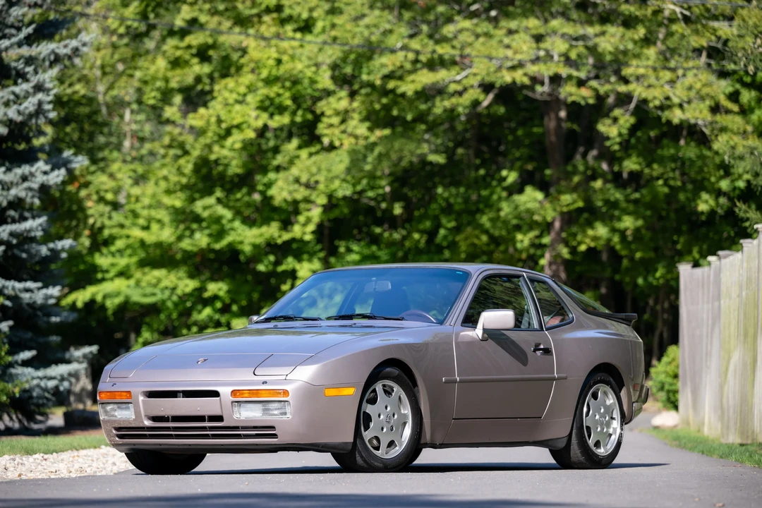 1988 Porsche 944 Turbo S - Image 17 of 31