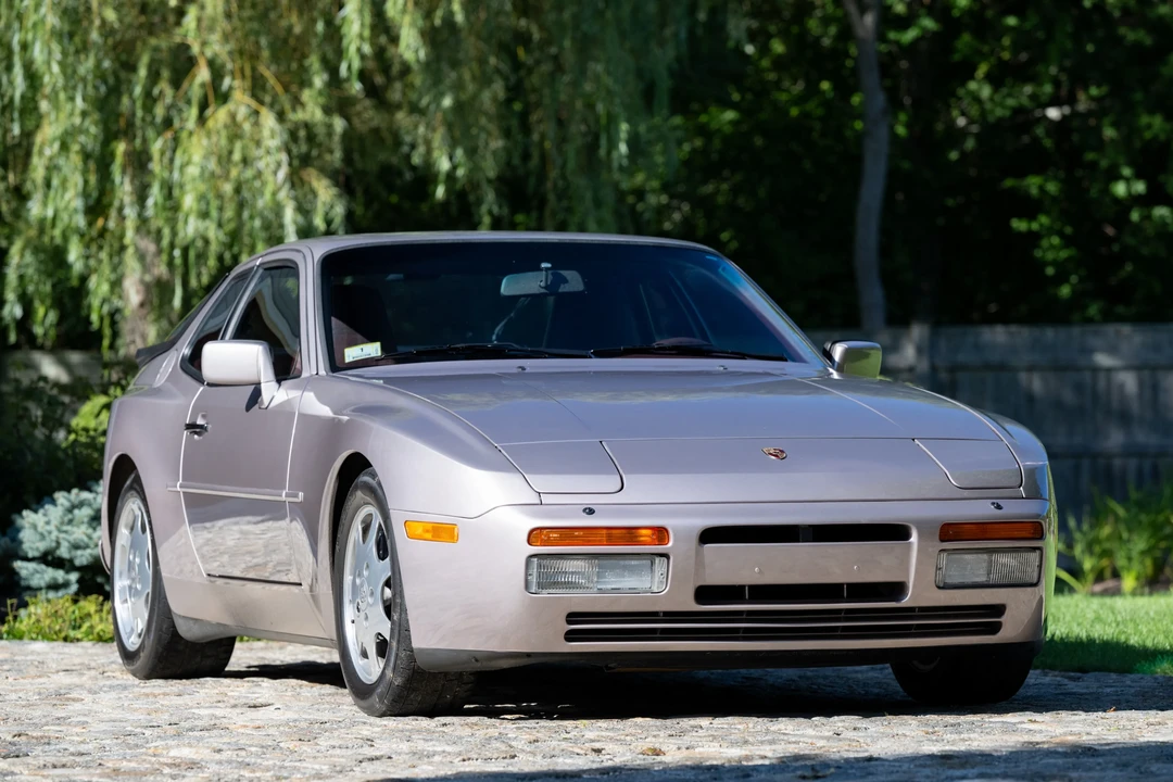 1988 Porsche 944 Turbo S - Image 10 of 31