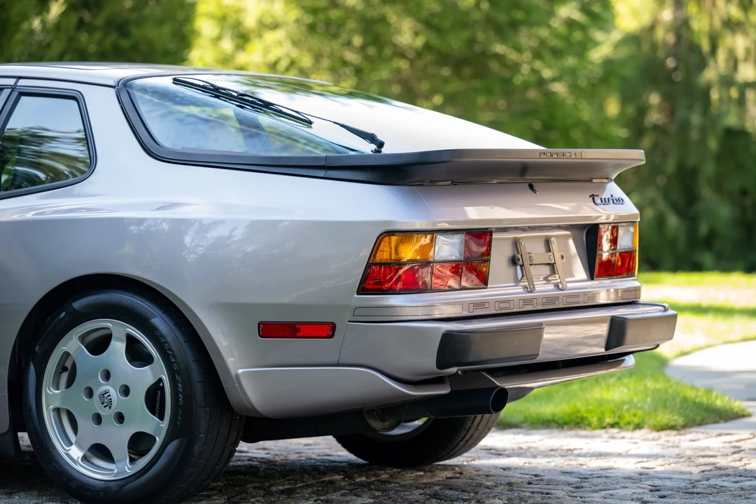 1988 Porsche 944 Turbo S - Image 23 of 31