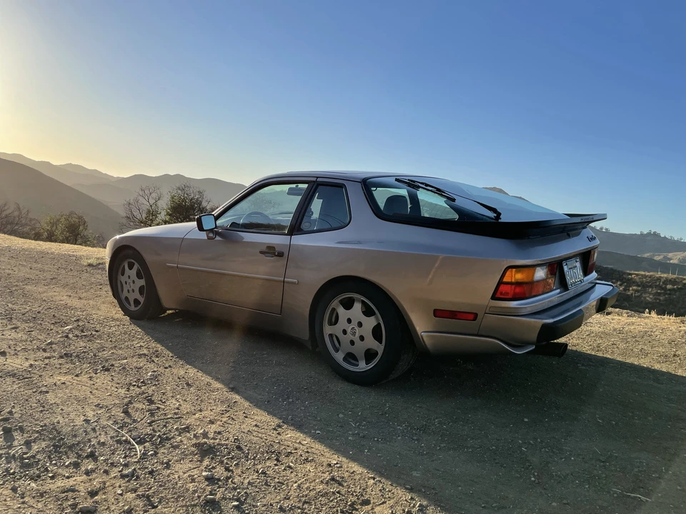 1988 Porsche 944 Turbo - Image 18 of 31