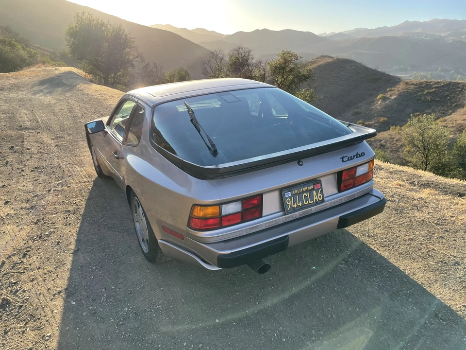 1988 Porsche 944 Turbo - Image 22 of 31