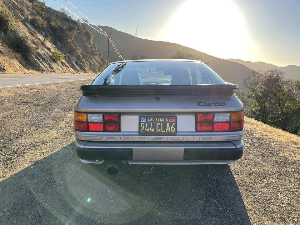 1988 Porsche 944 Turbo - Image 24 of 31