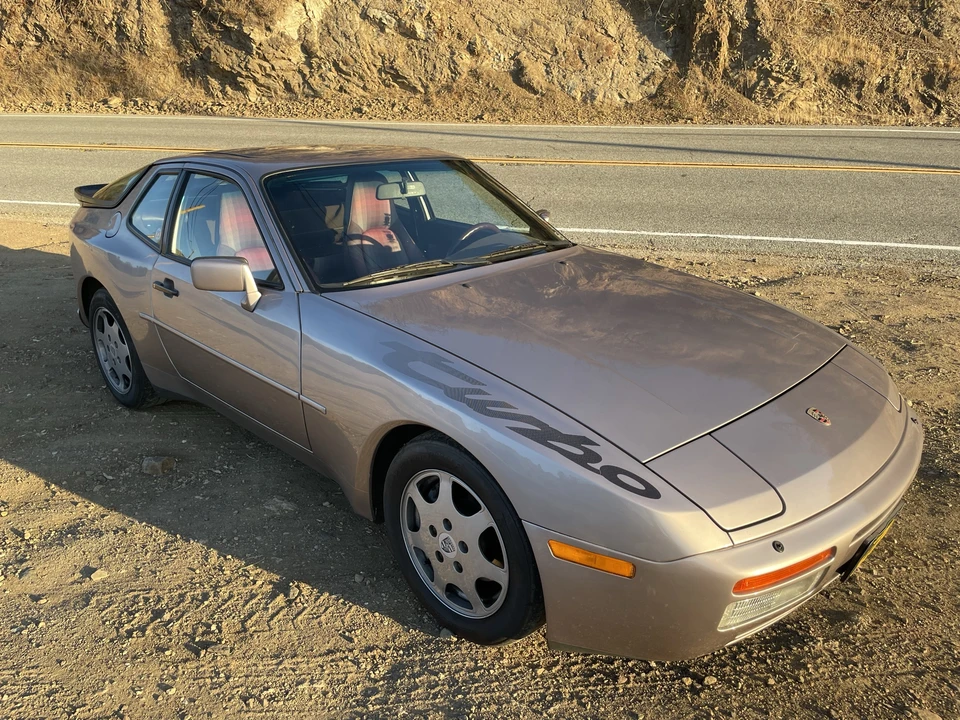 1988 Porsche 944 Turbo - Image 8 of 31