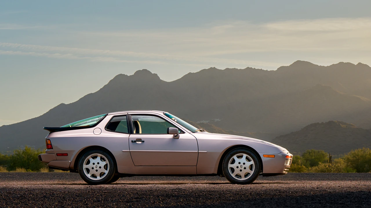 1988 Porsche 944 Turbo - Image 16 of 31
