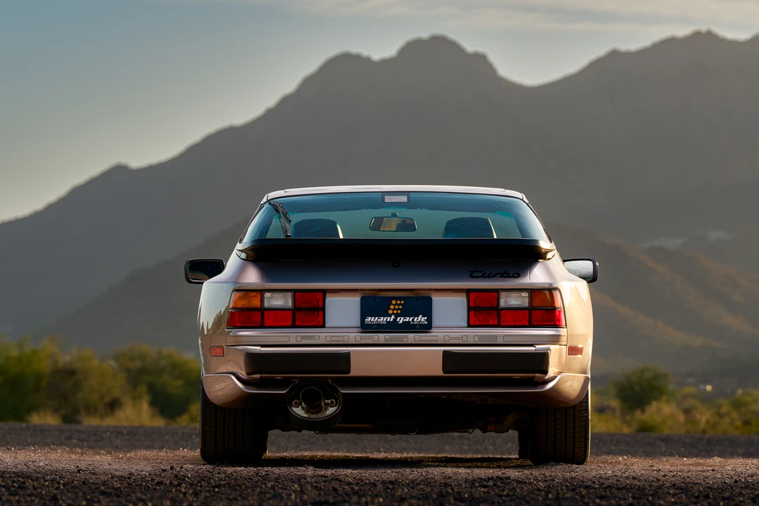 1988 Porsche 944 Turbo - Image 12 of 31
