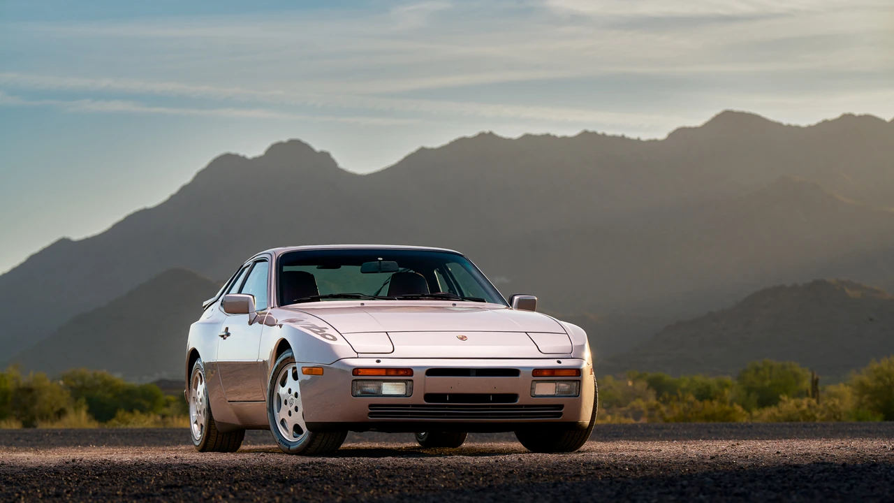 1988 Porsche 944 Turbo - Image 18 of 31