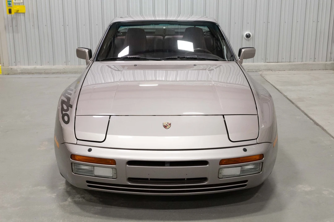 1988 Porsche 944 Turbo - Image 3 of 31