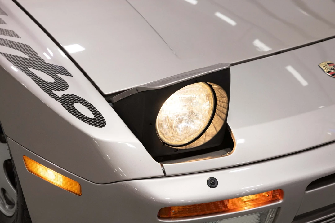 1988 Porsche 944 Turbo - Image 23 of 31