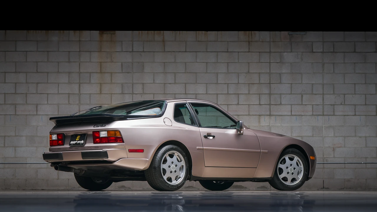 1988 Porsche 944 Turbo - Image 30 of 31