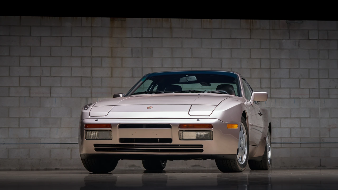 1988 Porsche 944 Turbo - Image 21 of 31