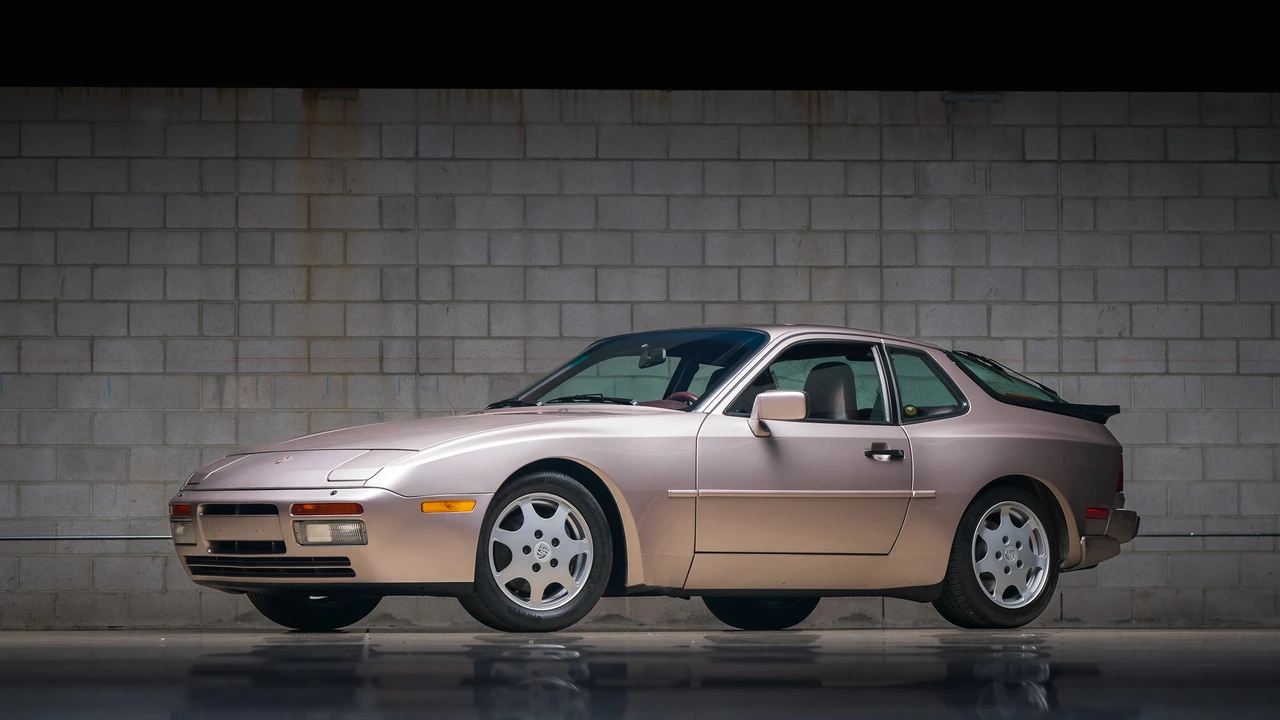 1988 Porsche 944 Turbo - Image 22 of 31