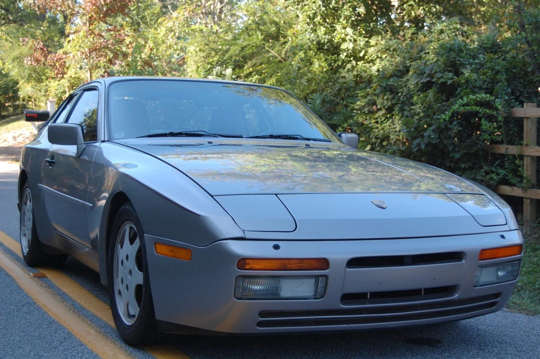 1988 Porsche 944 Turbo - Image 14 of 31