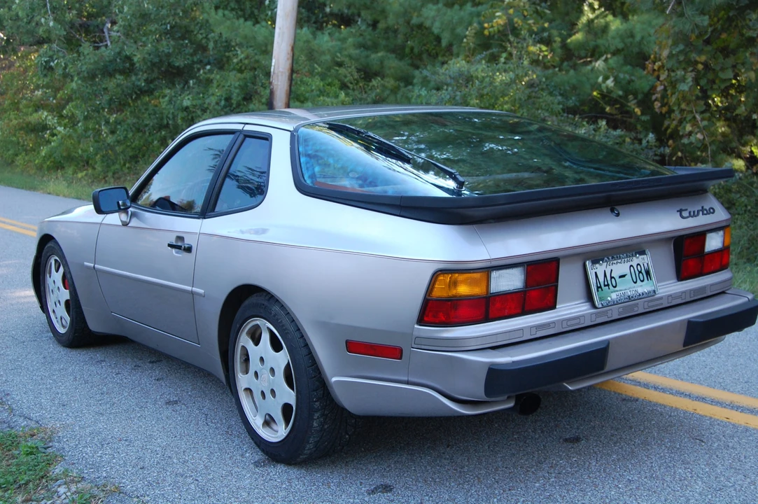1988 Porsche 944 Turbo - Image 17 of 31