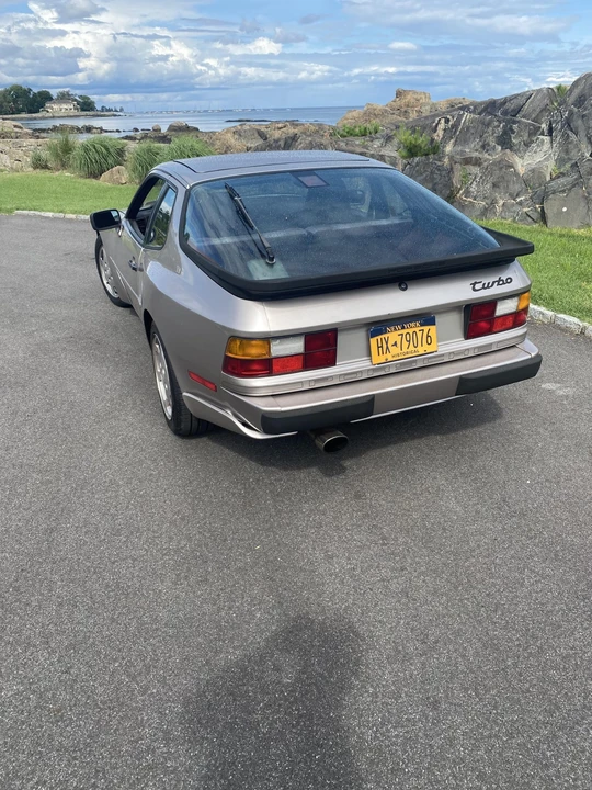 1988 Porsche 944 Turbo - Image 27 of 31
