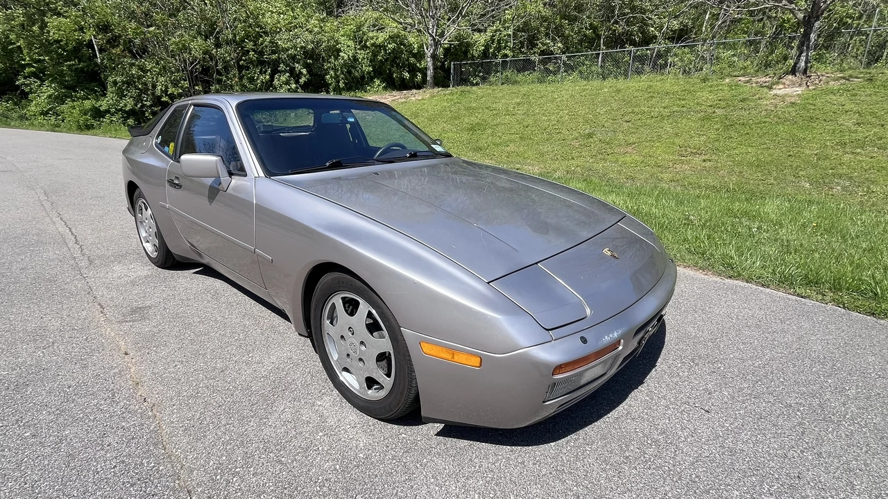 1988 Porsche 944 Turbo - Image 11 of 31