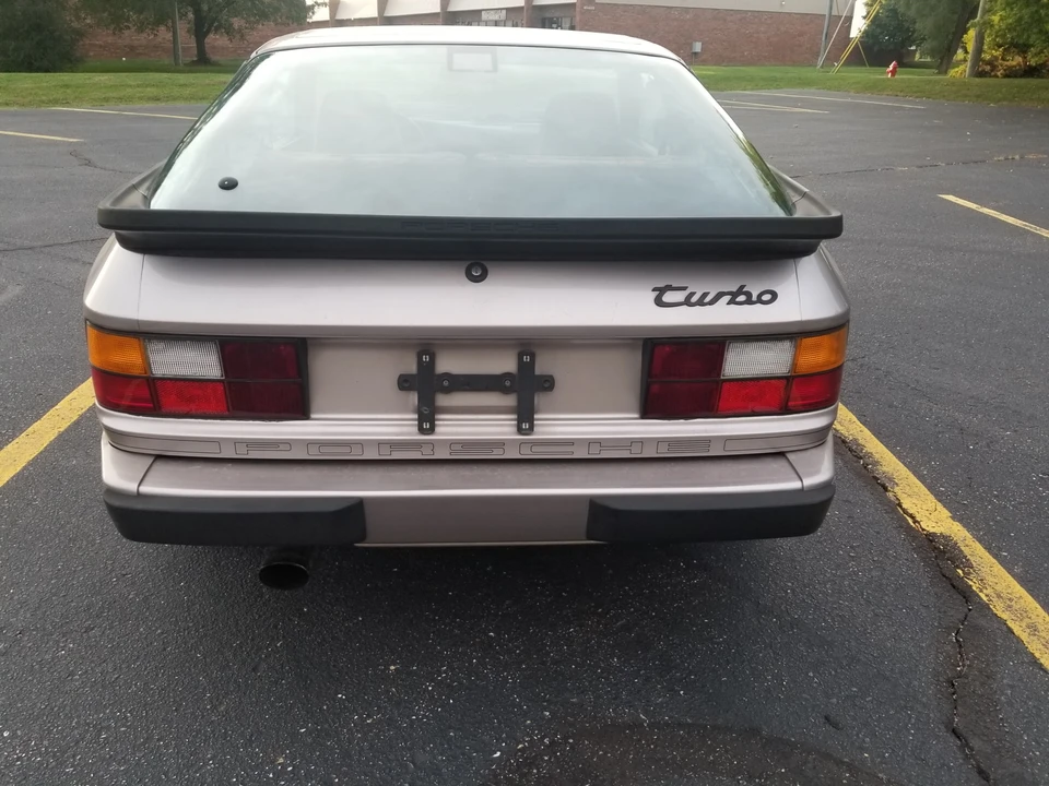1988 Porsche 944 Turbo - Image 7 of 31