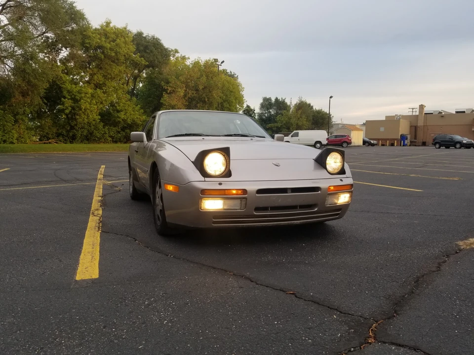 1988 Porsche 944 Turbo - Image 10 of 31