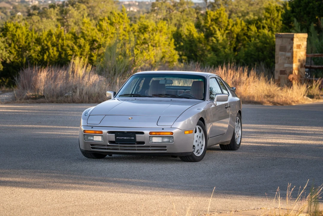1988 Porsche 944 Turbo - Image 5 of 31