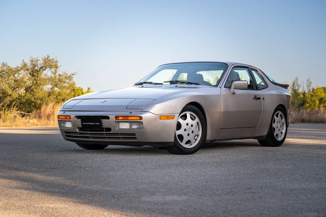 1988 Porsche 944 Turbo - Image 7 of 31