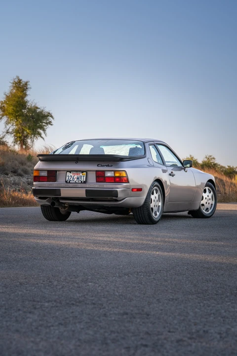 1988 Porsche 944 Turbo - Image 14 of 31