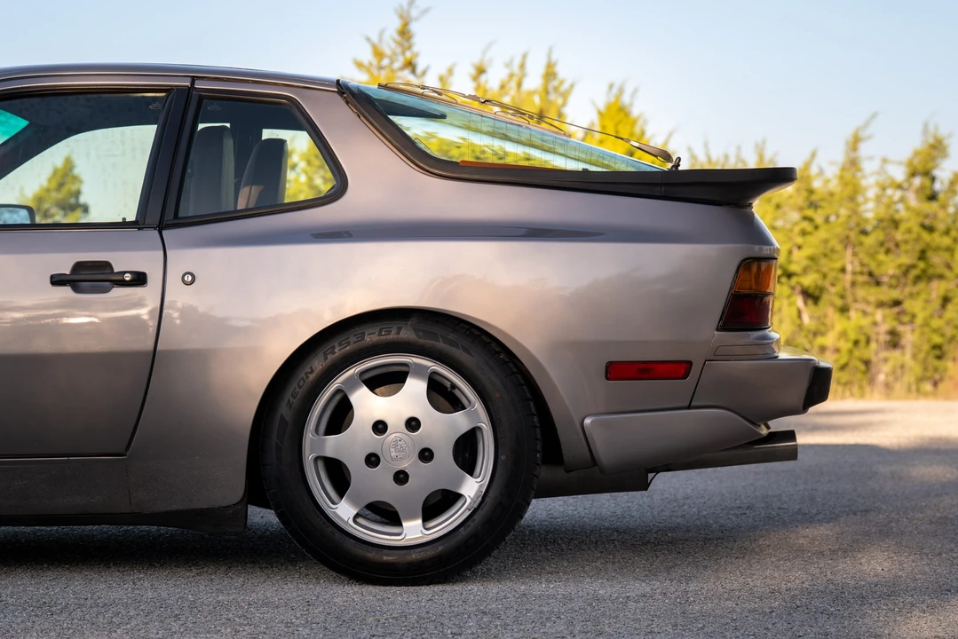 1988 Porsche 944 Turbo - Image 21 of 31