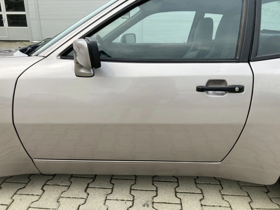 1988 Porsche 944 Turbo - Image 24 of 31