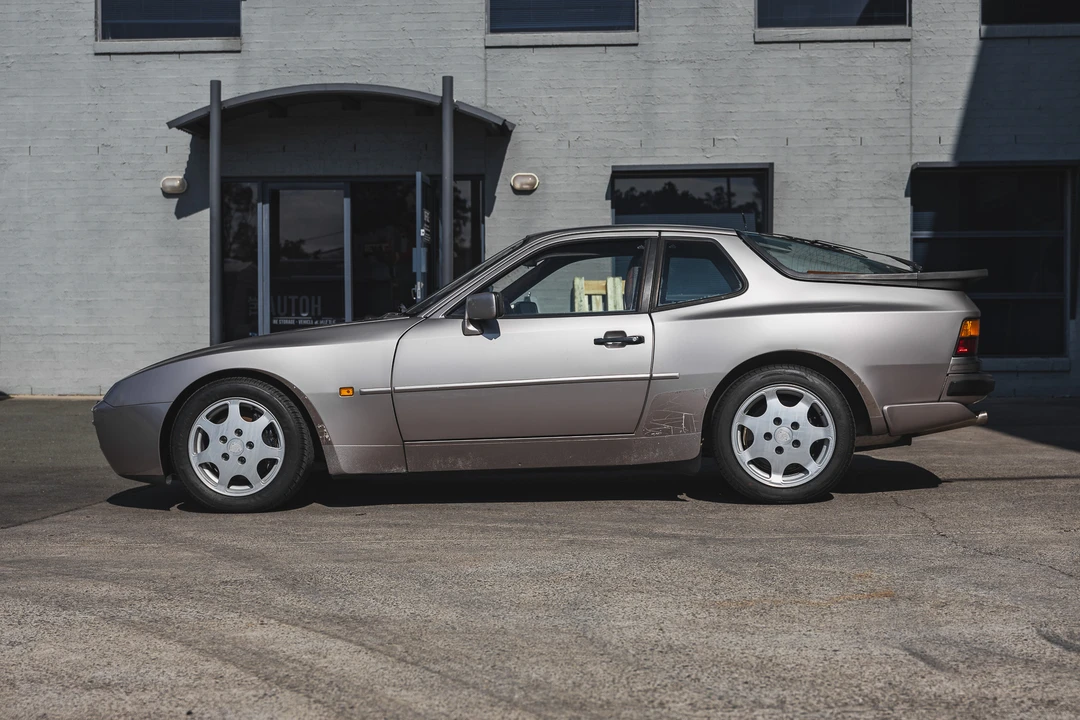 1988 Porsche 944 Turbo - Image 7 of 31