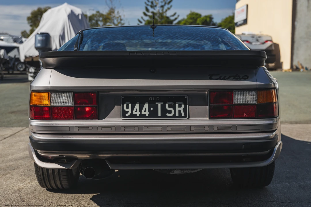 1988 Porsche 944 Turbo - Image 5 of 31