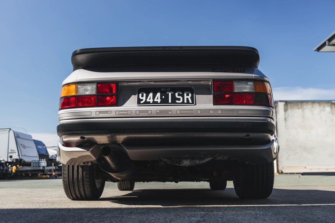 1988 Porsche 944 Turbo - Image 10 of 31