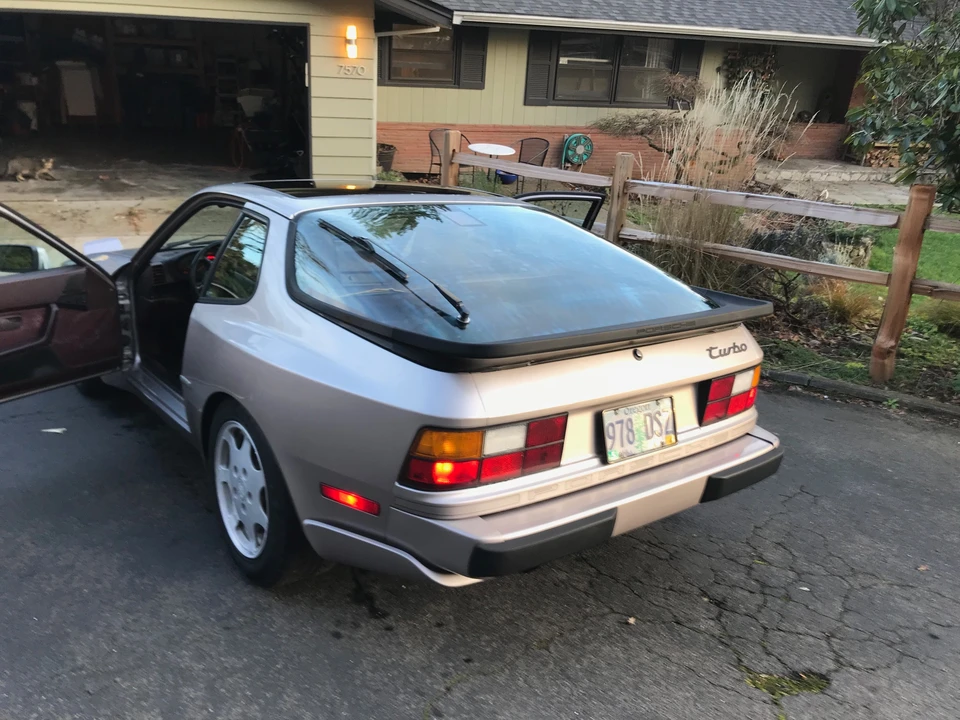 1988 Porsche 944 Turbo - Image 13 of 31