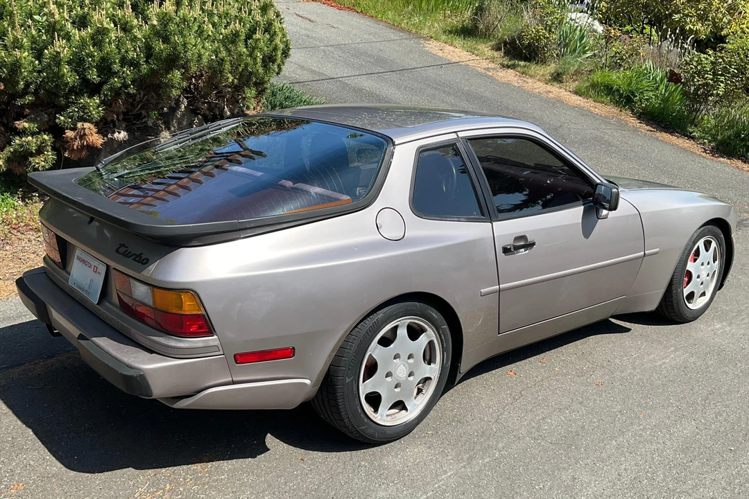 1988 Porsche 944 Turbo - Image 4 of 31