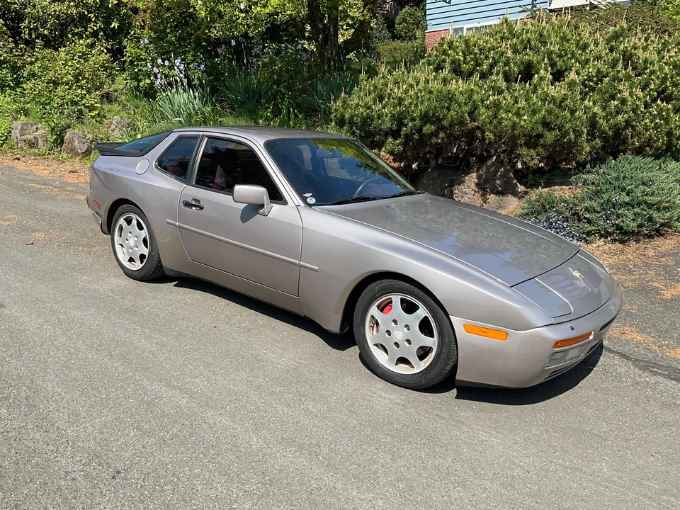 1988 Porsche 944 Turbo - Image 14 of 31